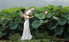 折磨尿奴吸水球憋尿走绳